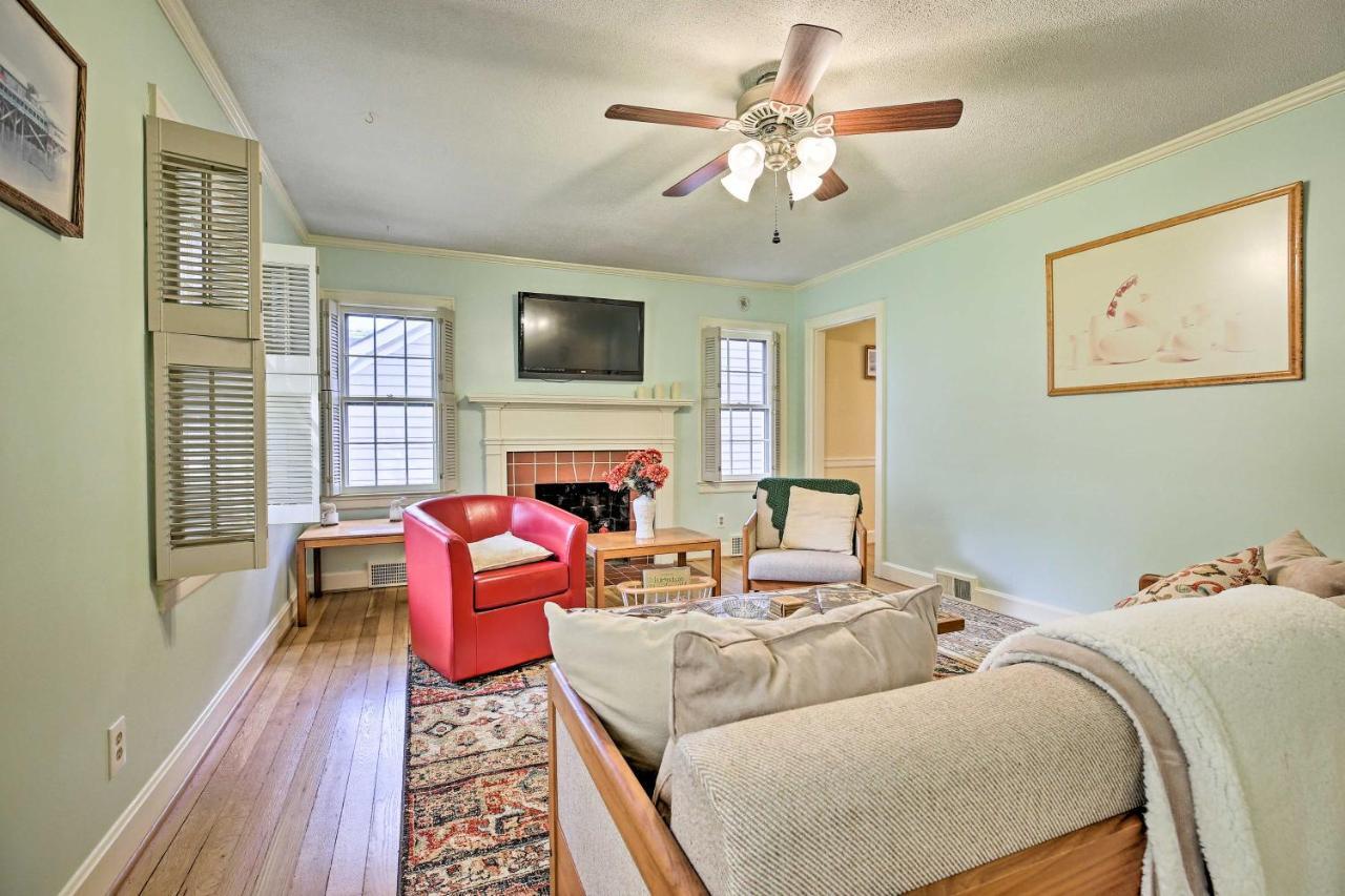 Lexington Getaway With Backyard Deck Less Than 2 Mi To Uk! 외부 사진