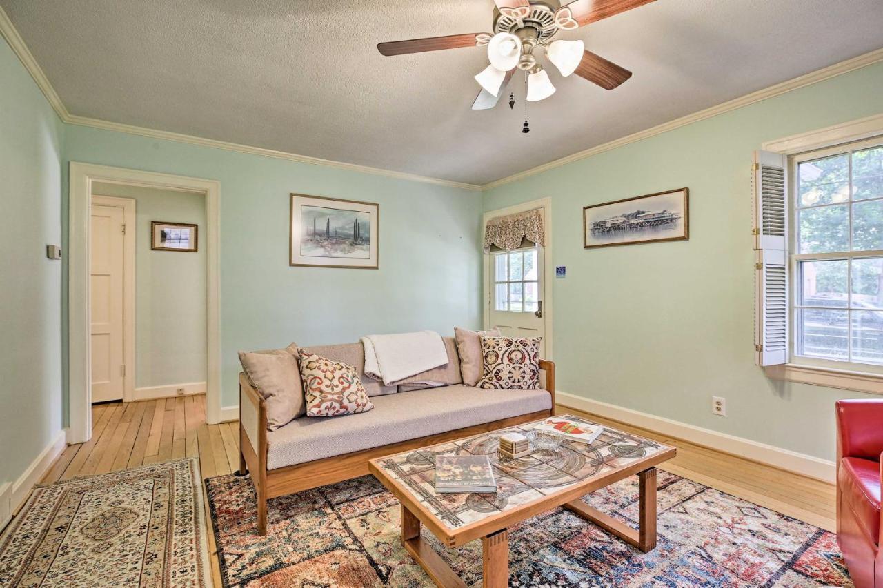 Lexington Getaway With Backyard Deck Less Than 2 Mi To Uk! 외부 사진